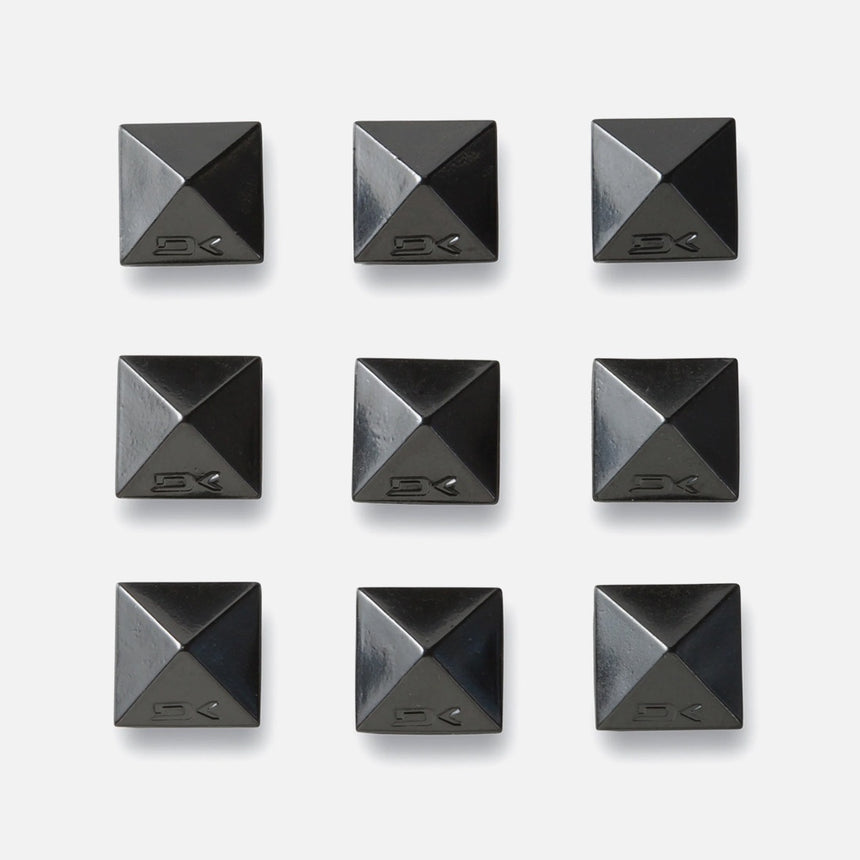 DAKINE Pyramid Studs - Black