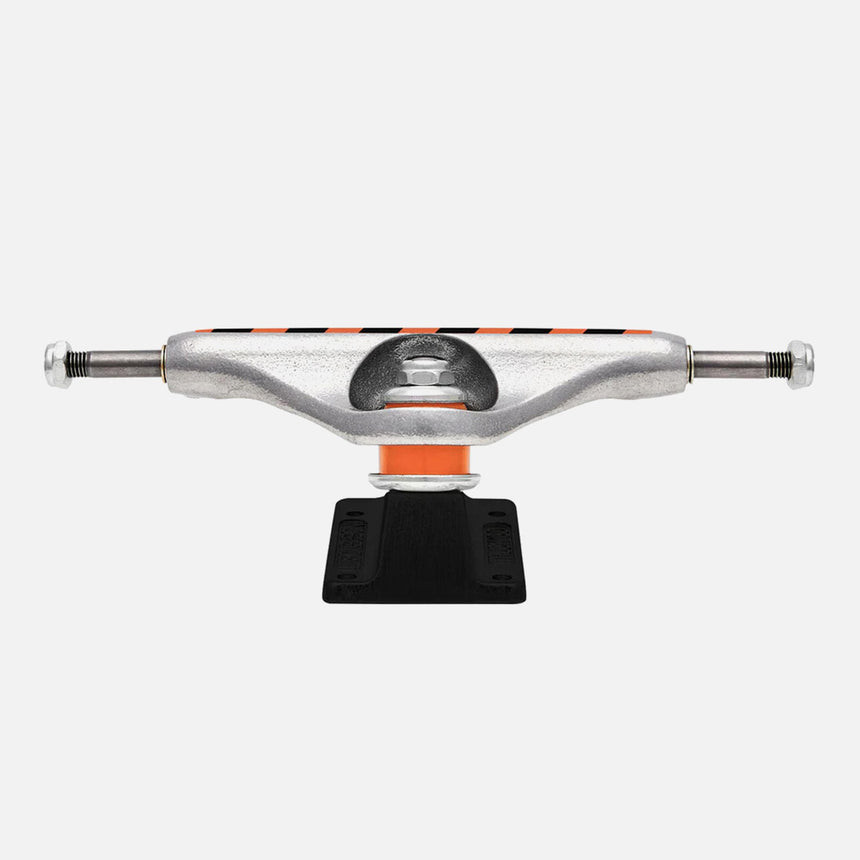 INDEPENDENT Stage 11 Built to Grind Standard Trucks - Silver/Black