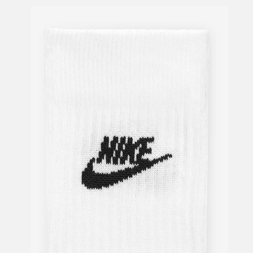NIKE SB Everyday Essential Sock 3 Pack - White
