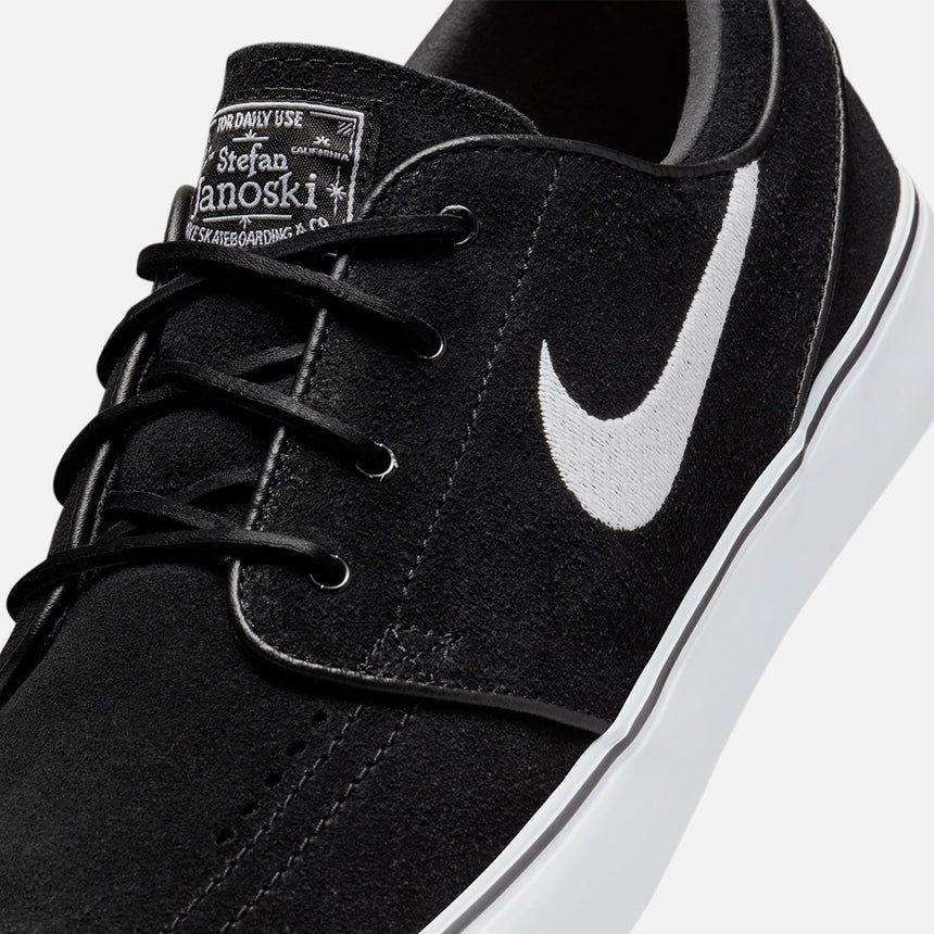 NIKE SB Zoom Janoski OG+ - Black/White
