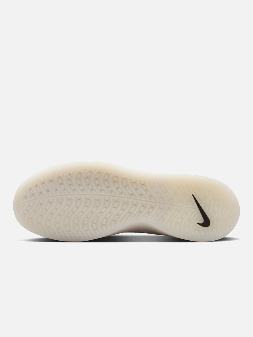 NIKE SB Zoom Nyjah 4 - White/Black