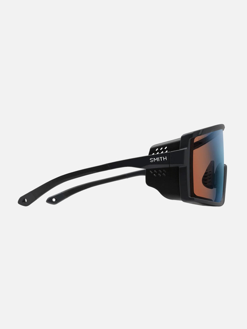 SMITH Pursuit Sunglasses - Matte Black/ChromaPop Glacier Photochromic Copper to Gray with Blue Mirror