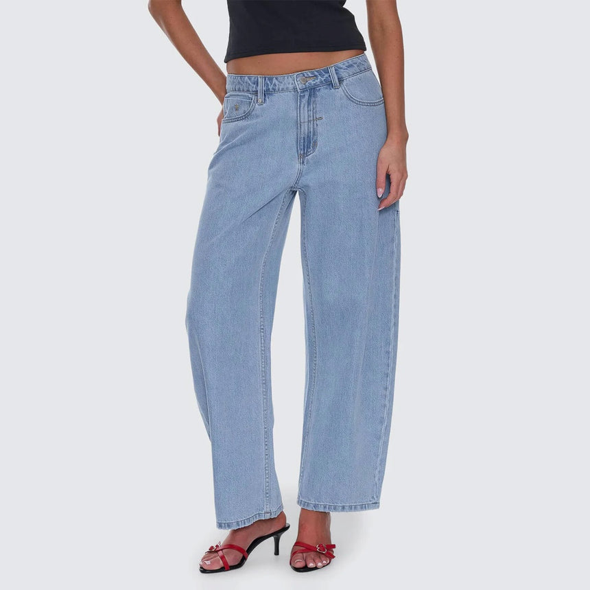 THRILLS Women's Sloane Low Rise Barrel Jean - Ageless Blue