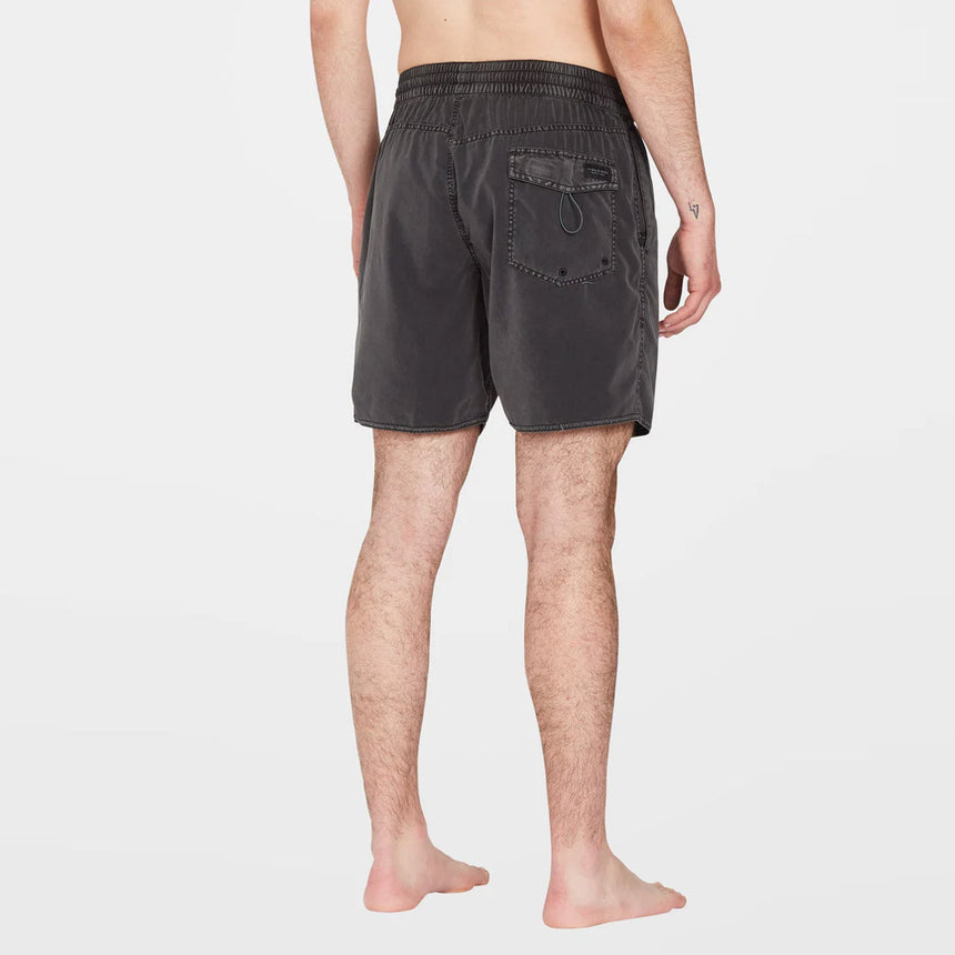VOLCOM Center 17" Trunks - Black