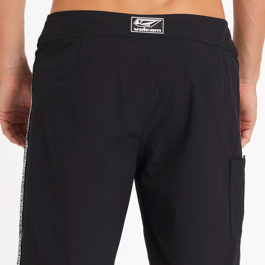 VOLCOM Command Liberator 20" Boardshort - Black