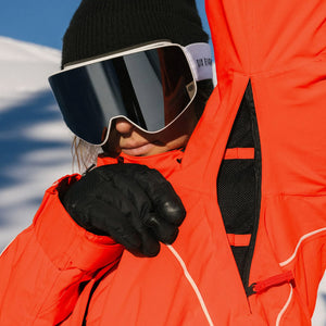 686 Women's Hologram Shell Jacket 2026 - Flare