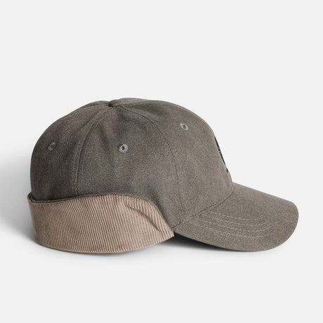 AUTUMN Washed Canvas Flap Cap - Pebble