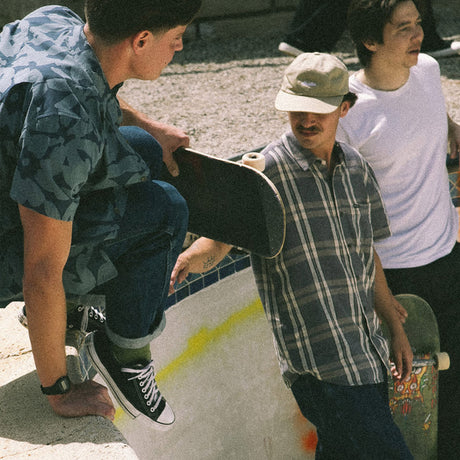 BRIXTON Charter Linen Blend Short Sleeve Shirt - Charcoal/Beige Plaid
