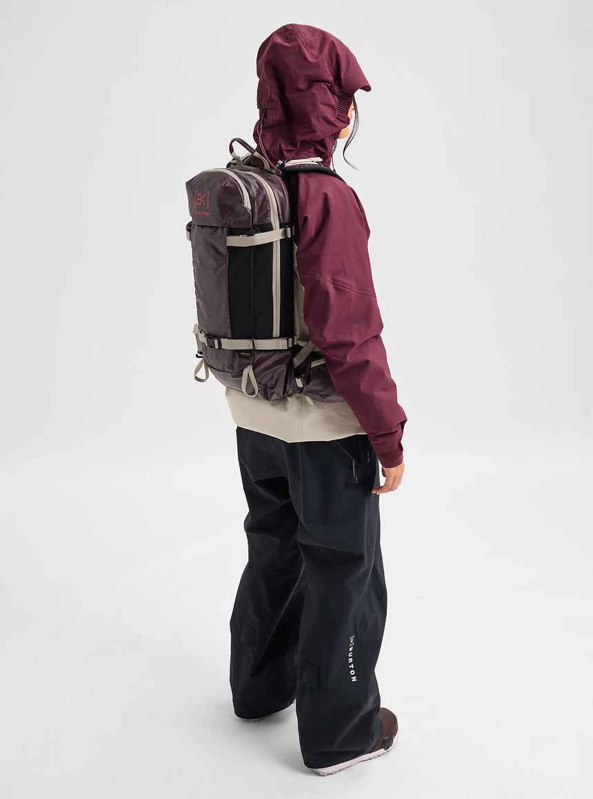 BURTON [ak] Dispatcher 18L Backpack 2027 - Rum Raisin