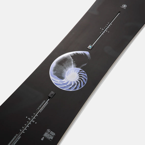 BURTON Family Tree Hometown Hero Snowboard 2026 - X-Ray