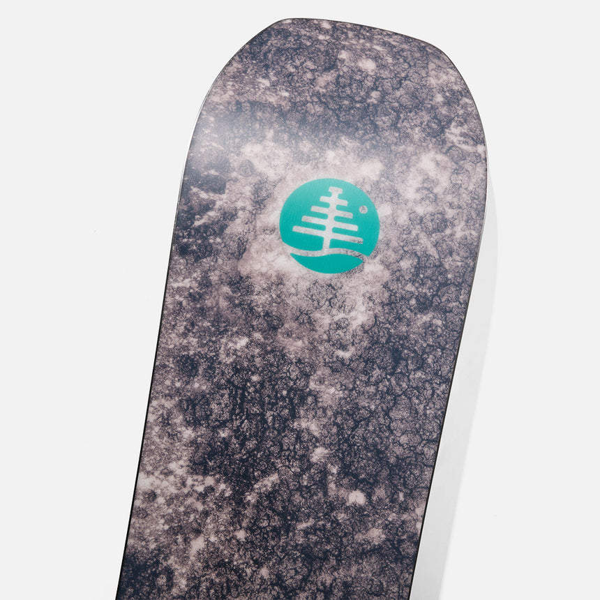 BURTON Family Tree Hometown Hero Snowboard 2027 - Earth