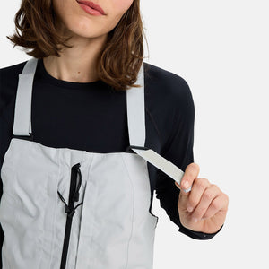 BURTON Women's Gore-Tex 2L Reserve Bib Pant 2026 - Gray Cloud