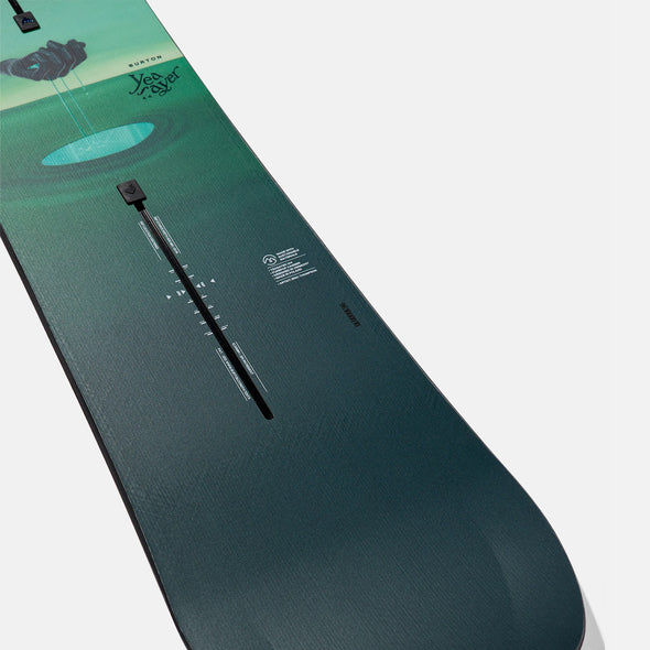 BURTON Women's Yeasayer Snowboard 2025