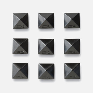 DAKINE Pyramid Studs - Black