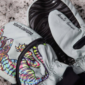 DEATHGRIP Melodie Perault Ghoul Mitt 2026 - Melodie