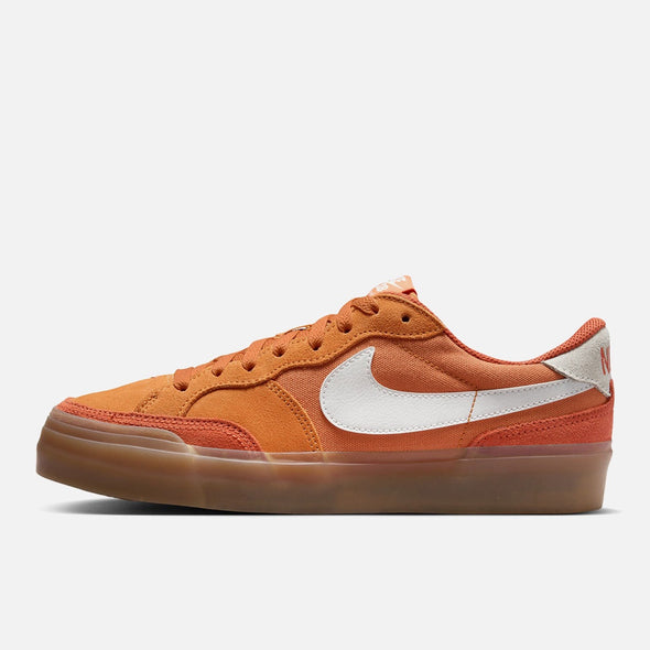 NIKE SB Women's Zoom Pogo Plus - Monarch/Summit White