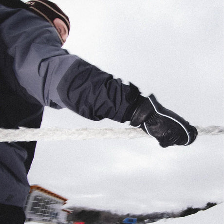HOWL Public X Howl Highland Mitt 2026 - Black