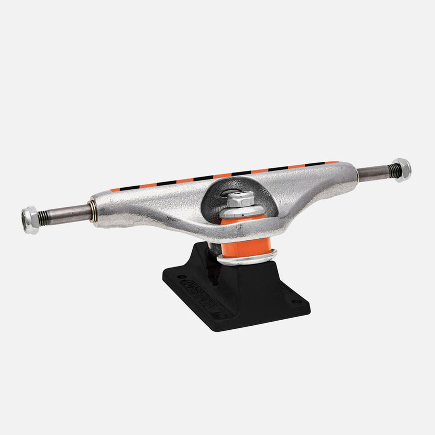 INDEPENDENT Stage 11 Built to Grind Standard Trucks - Silver/Black