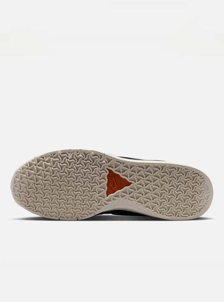NIKE SB PS8 - Cobblestone/Black/Monarch