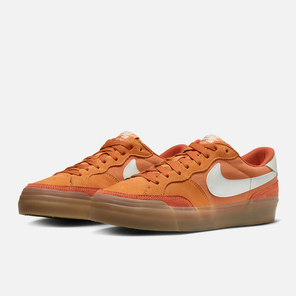 NIKE SB Women's Zoom Pogo Plus - Monarch/Summit White