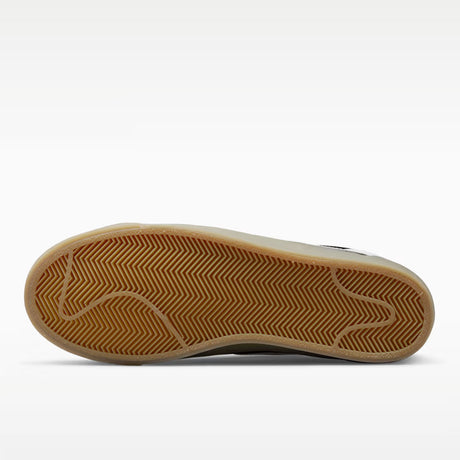 NIKE SB Zoom Blazer Low Pro GT - Black/Gum