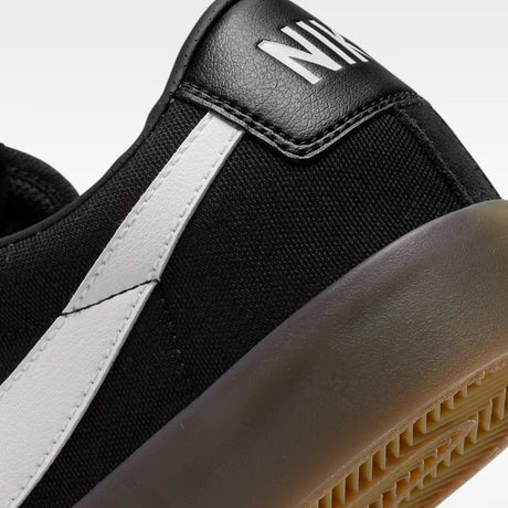 NIKE SB Zoom Blazer Low Pro GT - Black/Gum