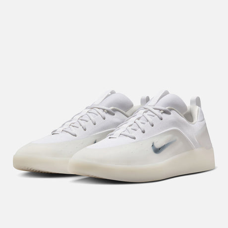 NIKE SB Zoom Nyjah 4 - White/Black