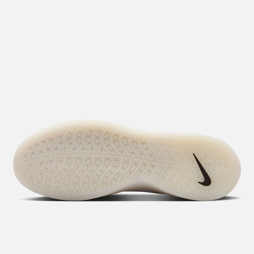 NIKE SB Zoom Nyjah 4 - White/Black