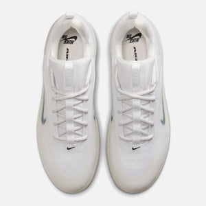 NIKE SB Zoom Nyjah 4 - White/Black