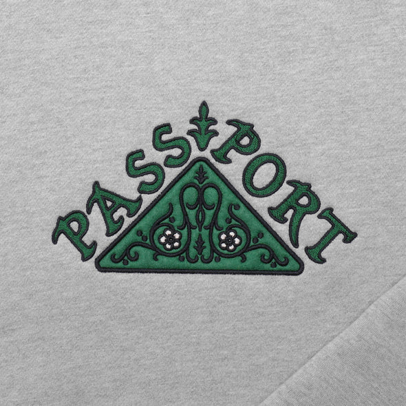 PASSPORT Manuscript Sweater - Ash