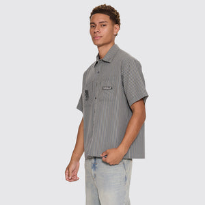 THRILLS Built To Last Cropped Short Sleeve Work Shirt - Beetle