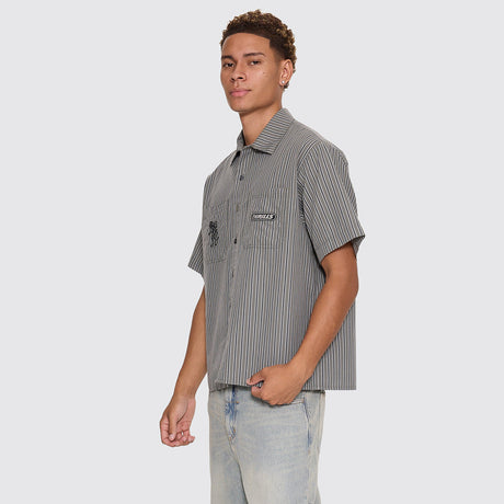 THRILLS Built To Last Cropped Short Sleeve Work Shirt - Beetle
