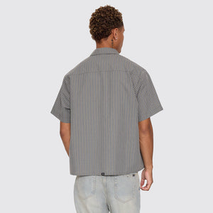 THRILLS Built To Last Cropped Short Sleeve Work Shirt - Beetle