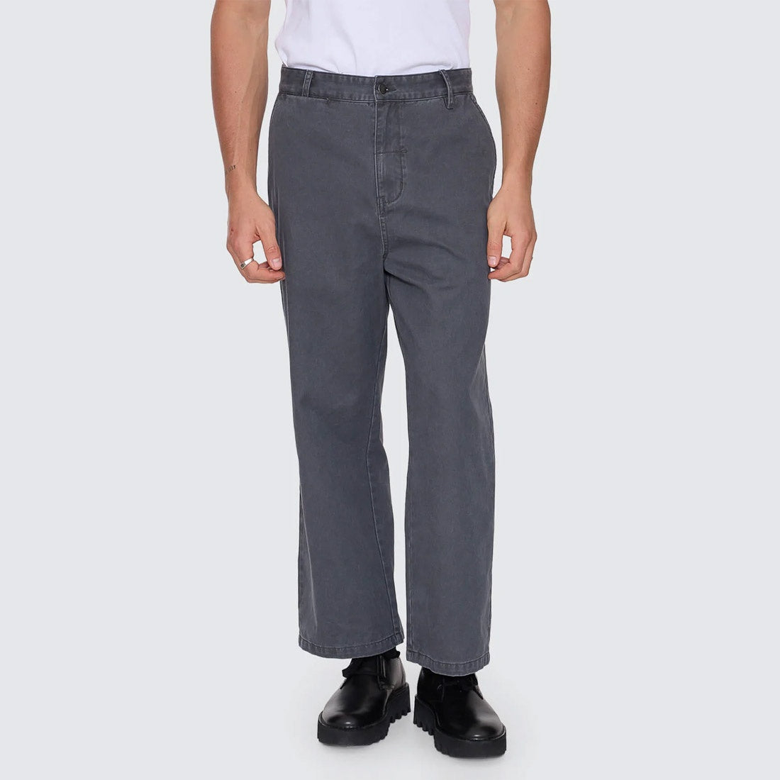 THRILLS Stagger Big Slacker Cropped Pant - Dark Charcoal