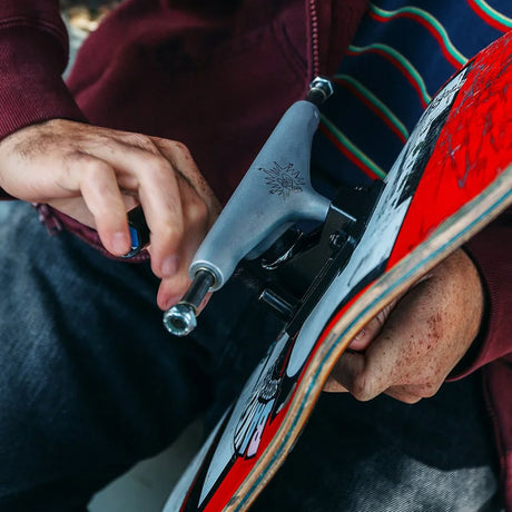 THUNDER Rowan Zapt Pro Trucks - Raw
