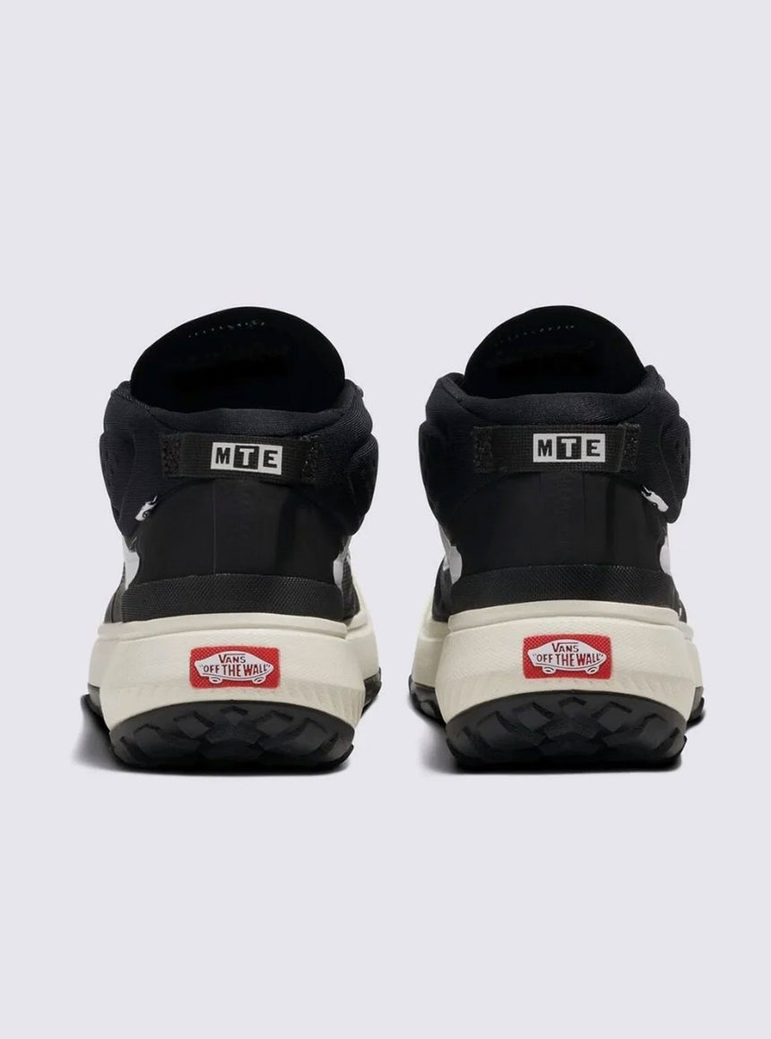 VANS MTE Crosspath Mid - Black/White