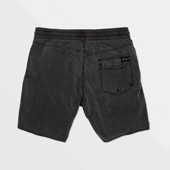 VOLCOM Center 17" Trunks - Black