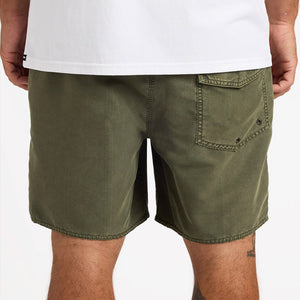 VOLCOM Center 17" Trunks - Squadron Green