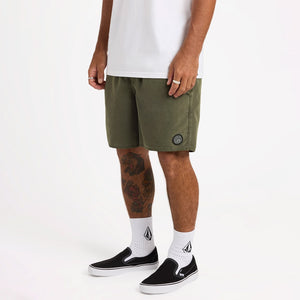 VOLCOM Center 17" Trunks - Squadron Green