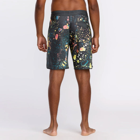 VOLCOM Excite Stoney Scallop 19" Boardshorts - Black