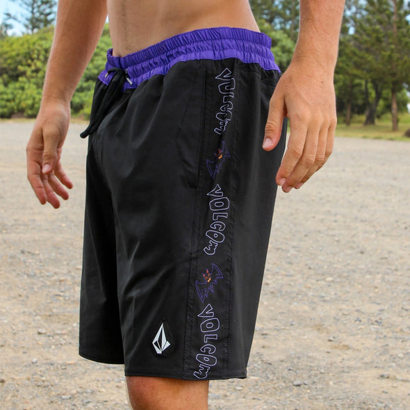 VOLCOM Featured Artist Ozzy 21" Trunks - Black