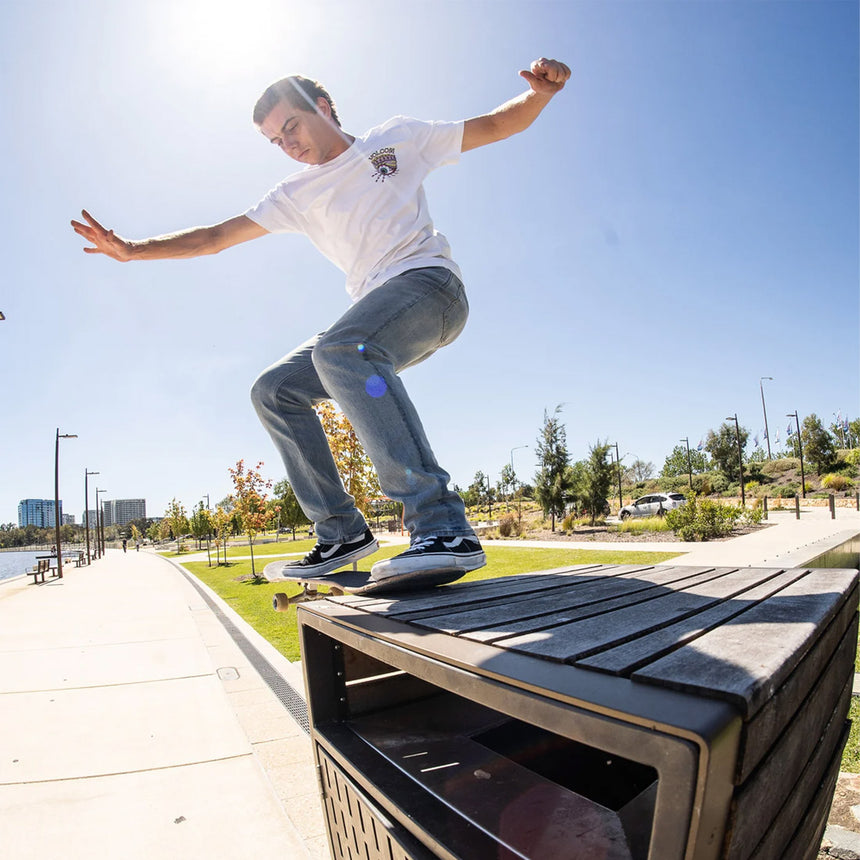 VOLCOM Solver Modern Fit Jeans - Old Town Indigo