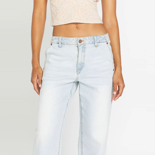 VOLCOM Women's 1991 Stoned Low Rise Jeans - Allover Stone Light