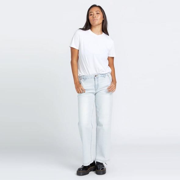 VOLCOM Women's 1991 Stoned Low Rise Jeans - Allover Stone Light