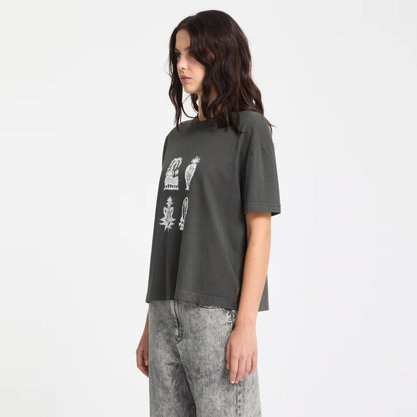 VOLCOM Women's Featured Artist Vaderetro 1 Tee - Vintage Black