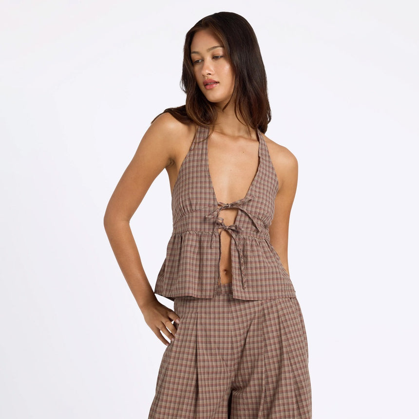 VOLCOM Women's Haltbae Top - Earth