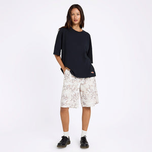 VOLCOM Women's Not Yo Boyfriend Tee - Black
