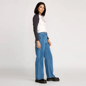VOLCOM Women's Stoned Boyfriend Hirise Jean - Deep River Blues