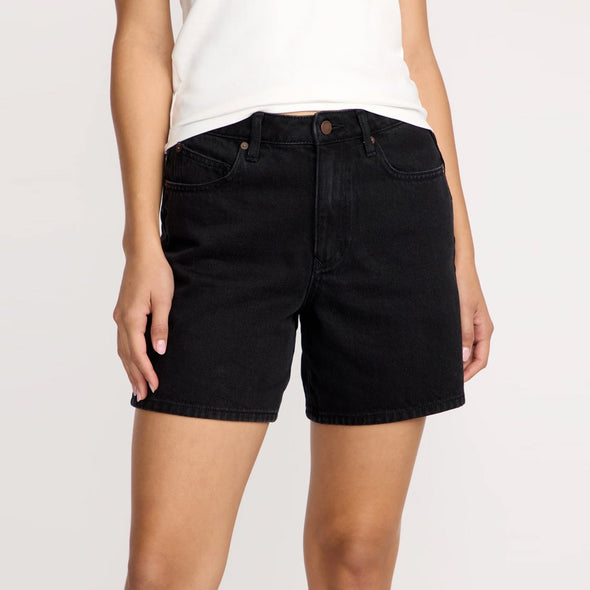 VOLCOM Women's Stoned Boyfriend Long Short - Black