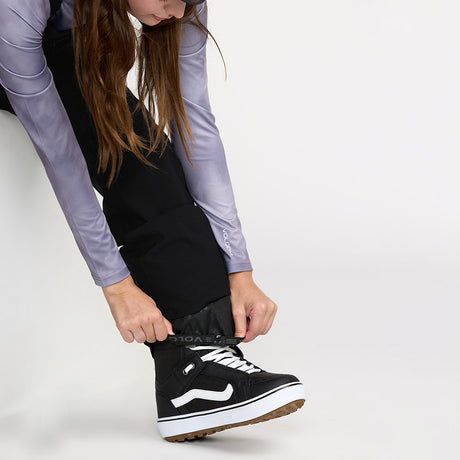 VOLCOM Women's Swift Bib Overall 2026 - Black